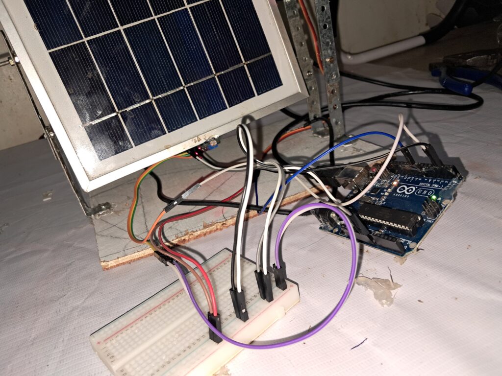 Solar Tracker Using Arduino – Electronics Workshop